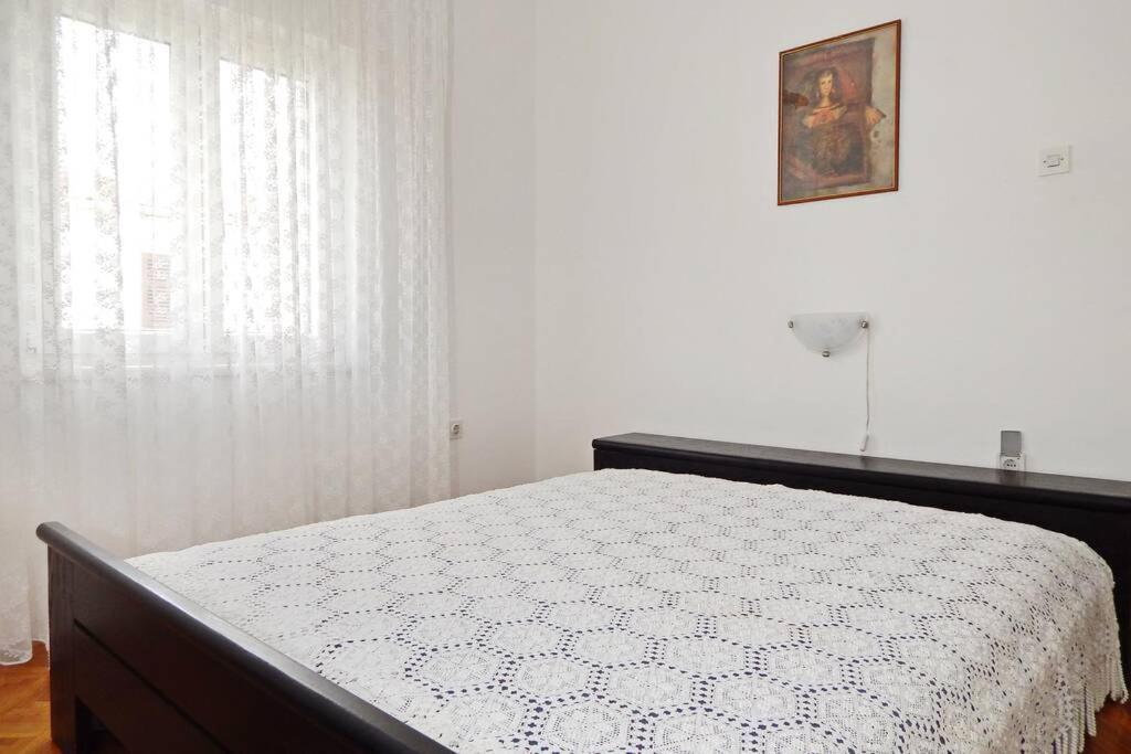 Apartment Eli Pag Town Exterior photo